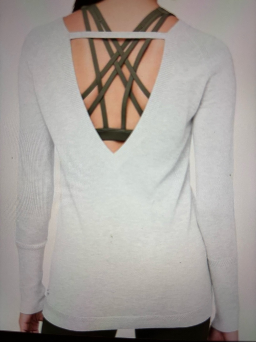 Lululemon Women’s Unity Drop Back Sweater Cashmere Blend  Size 6 LIKE NEW!